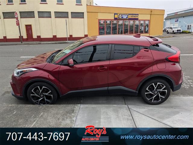 $12995 : 2019 C-HR XLE Wagon image 4