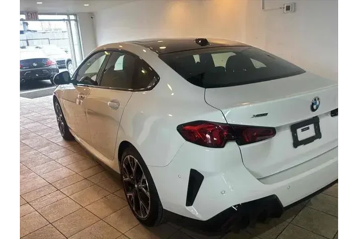 $25995 : BMW 2 Series 2025 AWD 228 xD image 6