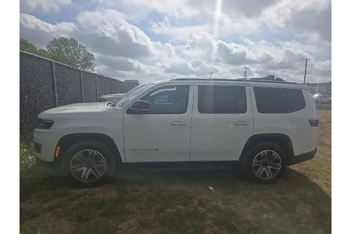 $36783 : Jeep Wagoneer 2024 4x2 Serie image 2