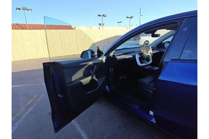 $38578 : Tesla Model Y 2024 AWD Long image 5