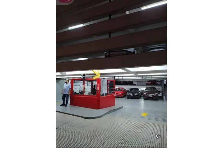 $17000 : Cochera fija cubierta en venta image 1