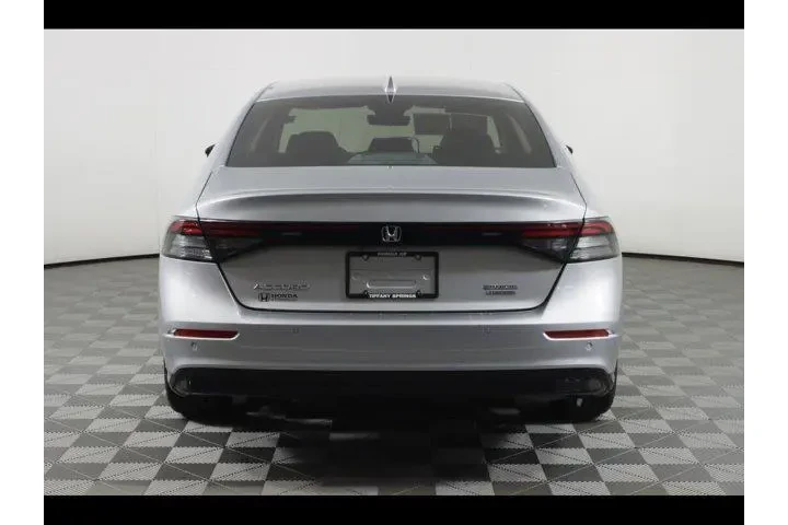 $32875 : Honda Accord Hybrid 2024 Tou image 6