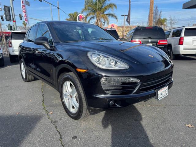 $12998 : 2014 Cayenne image 3