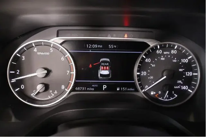 $20174 : Nissan Rogue 2023 AWD SV 4dr image 4