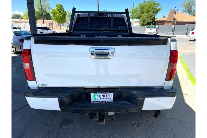 2013 GMC Sierra 3500HD Denali image 6