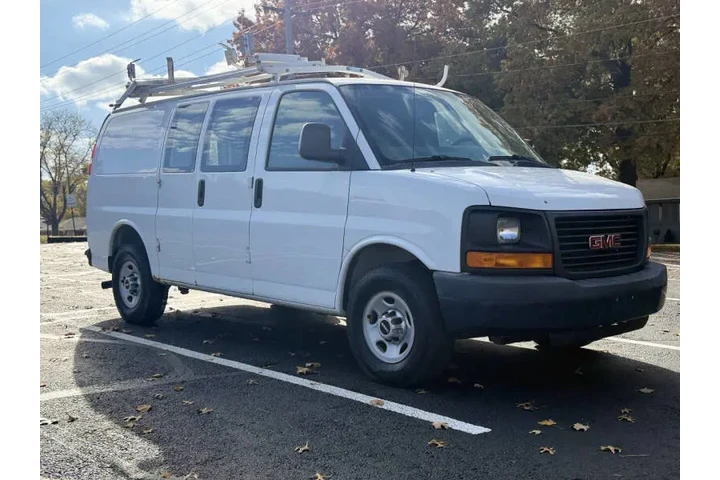 $13999 : 2012 GMC Savana 2500 image 4