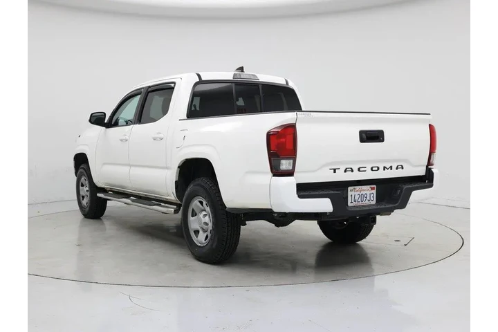 $27998 : Toyota Tacoma 2021 4x2 SR 4d image 2