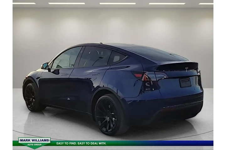 $32764 : Tesla Model Y 2023 AWD Long image 6
