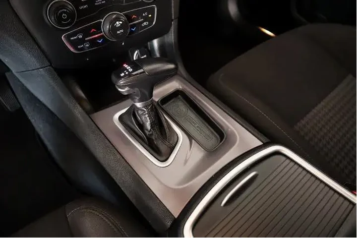 $23199 : Dodge Charger 2023 GT 4dr Se image 7