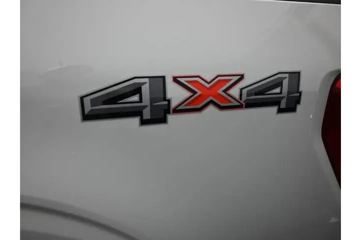 $38460 : Ford F-150 2023 4x4 XL 4dr S image 2