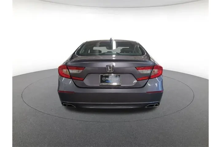 $19000 : Honda Accord 2019 Touring 4d image 6