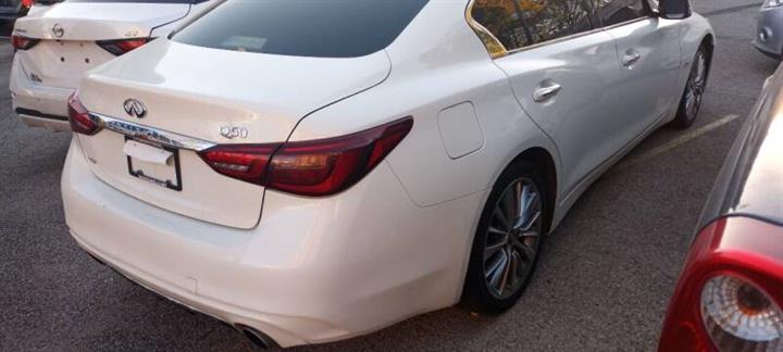 $12900 : 2019 Q50 3.0T Luxe image 5