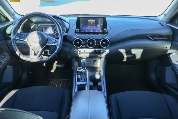 $17388 : Nissan Sentra 2023 SV 4dr Se image 6