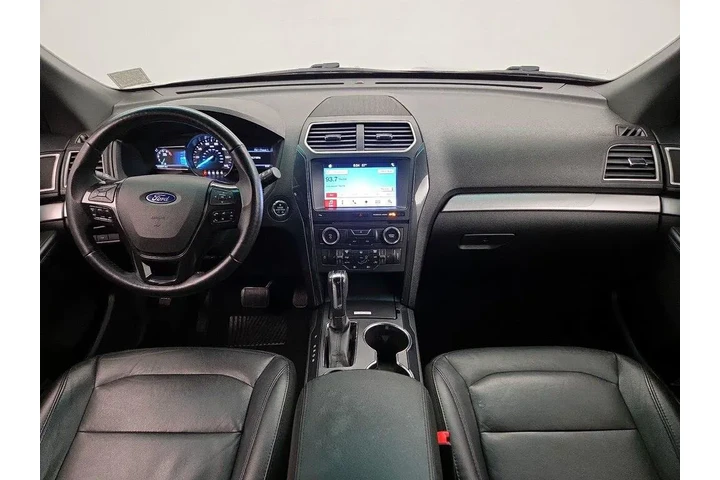 $17998 : Ford Explorer 2017 XLT 4dr S image 9