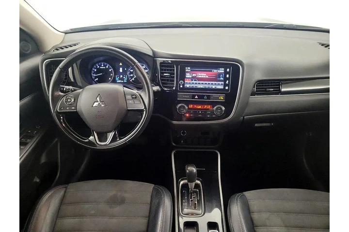 $13998 : Mitsubishi Outlander 2019 SE image 9