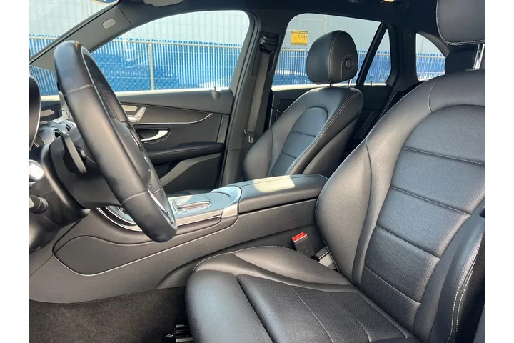 $33994 : Mercedes-Benz GLC 2022 AWD G image 10