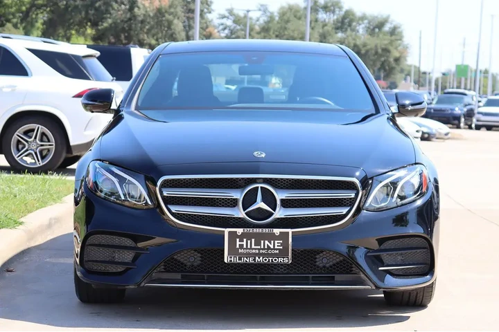 $27929 : 2019 E 300 RWD Sedan image 4