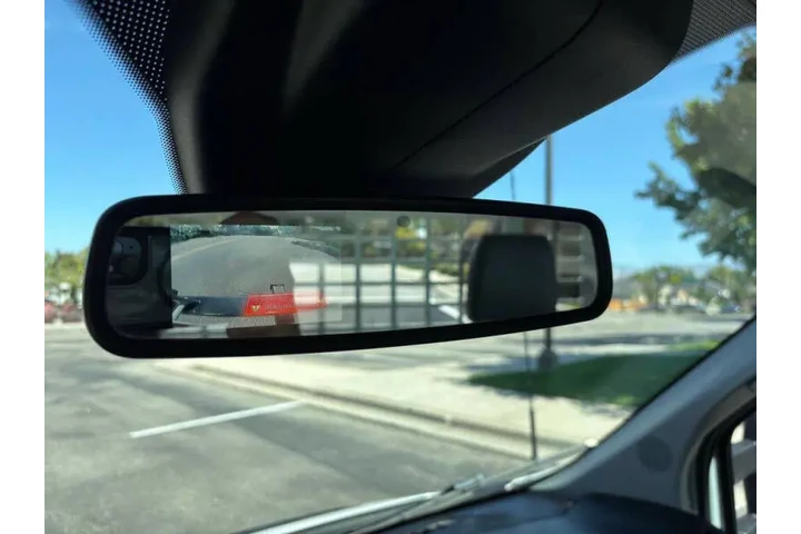 $19990 : 2018 Transit 250 image 9