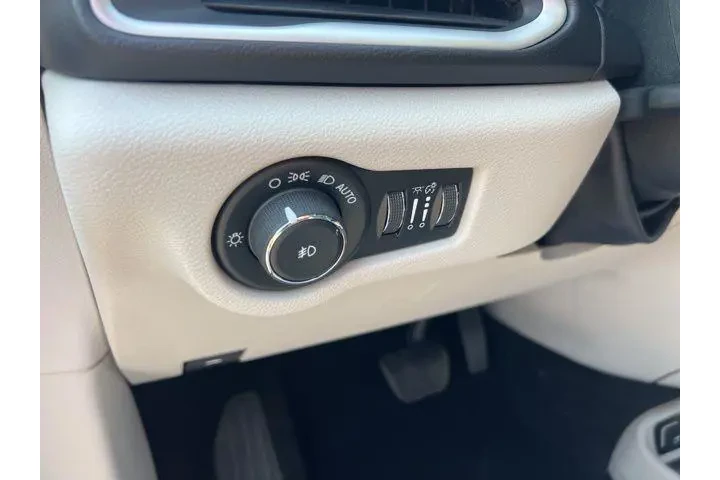 $12688 : Chrysler Pacifica 2017 Touri image 8