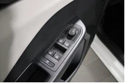 $23993 : Volkswagen Taos 2025 S 4dr S thumbnail