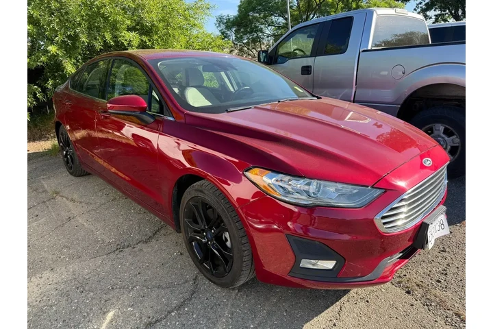$15750 : Ford Fusion 2019 SE 4dr Seda image 1