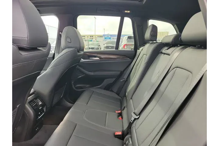 $33990 : BMW X3 2024 sDrive30i 4dr Sp image 6