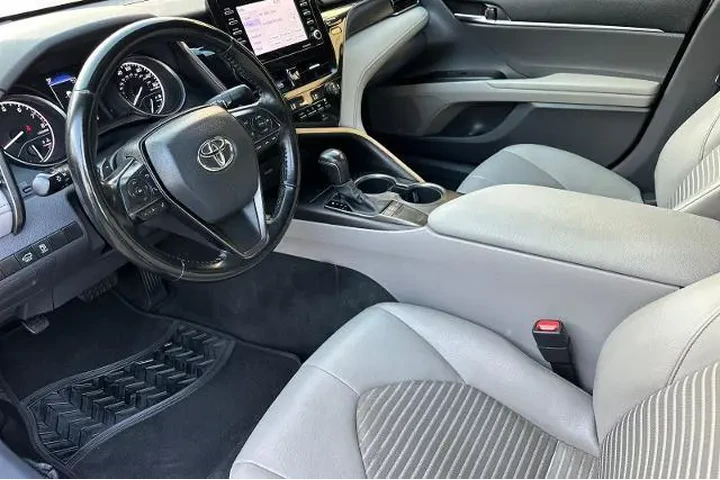$18995 : Toyota Camry 2022 SE 4dr Sed image 9