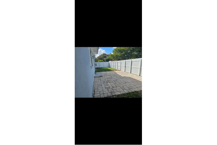 $1500 : Efichensi image 1