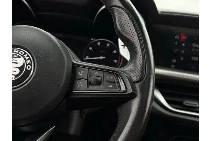 $33000 : Alfa Romeo Stelvio 2024 AWD image 10