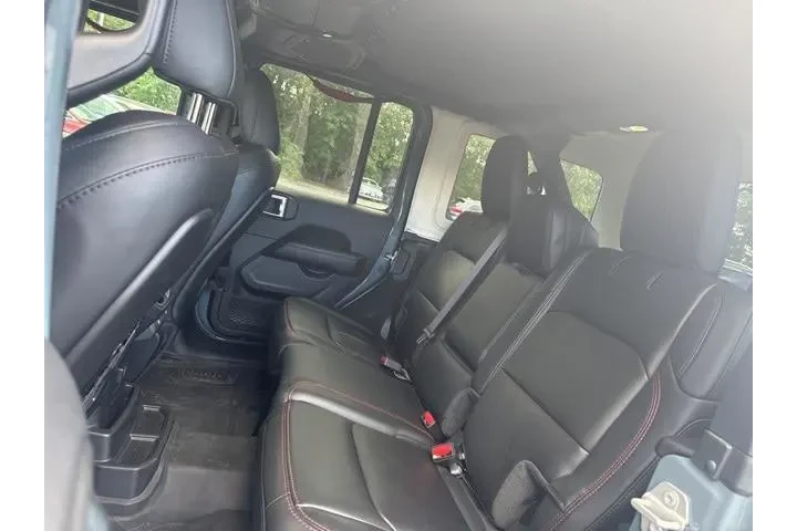 Jeep Wrangler 2024 4x4 Rubic image 10