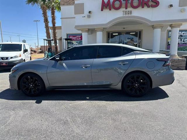 $25995 : Pre-Owned 2019 Maxima SR Seda image 9