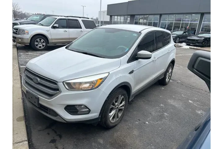 $9995 : Ford Escape 2017 AWD SE 4dr image 3