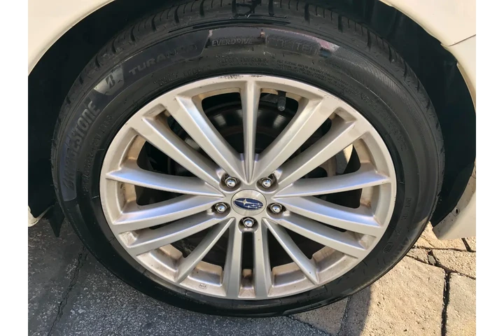 $10990 : 2015 Impreza 2.0i Limited PZE image 1