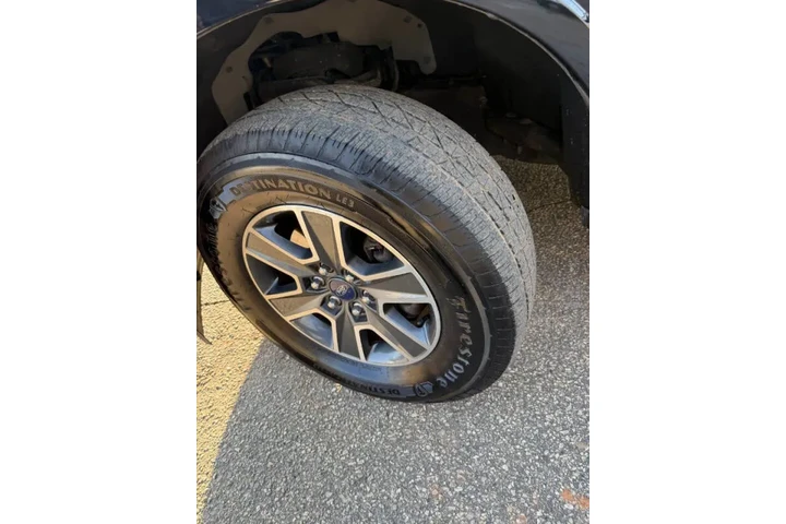 $18999 : 2017 F-150 XLT image 8