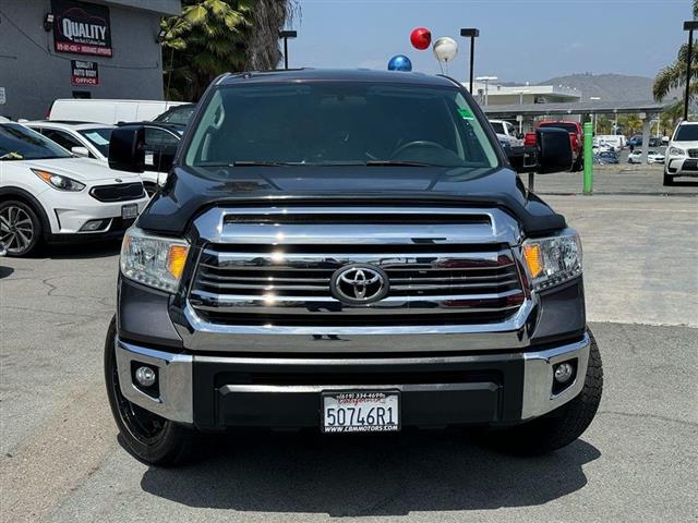 $28995 : 2014 Tundra image 5