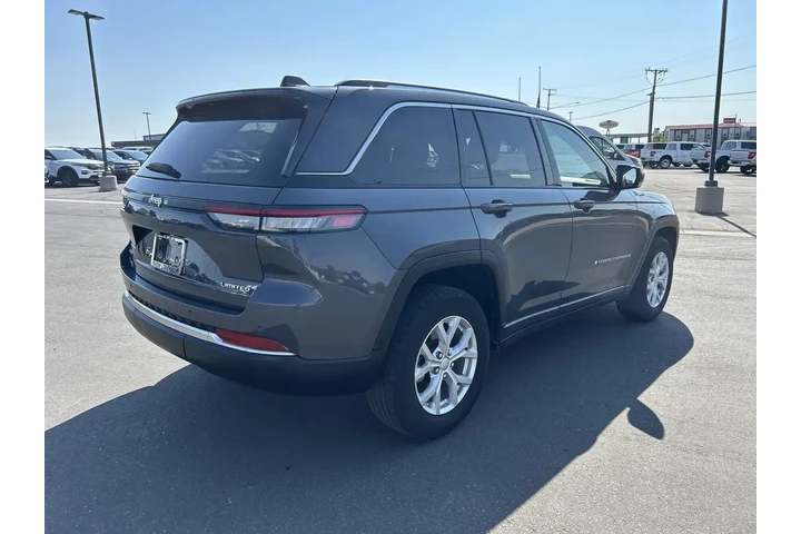 $30995 : Jeep Grand Cherokee 2023 4x4 image 8