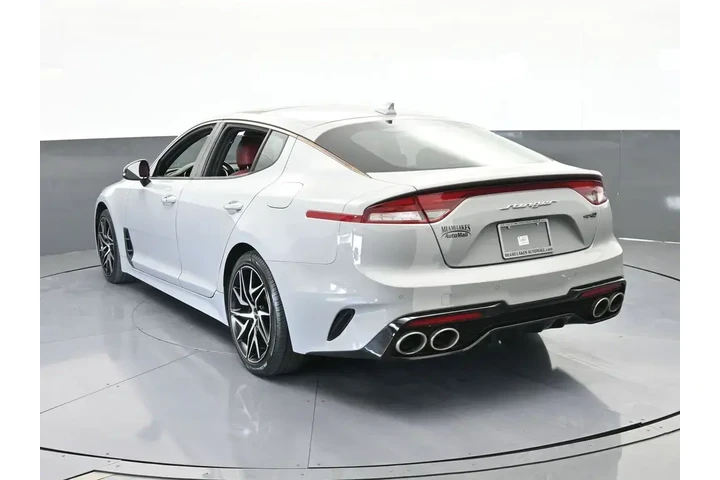 $24546 : Kia Stinger 2022 GT-Line 4dr image 4