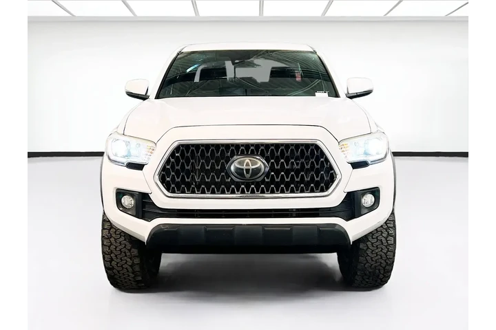 $25588 : Toyota Tacoma 2018 4x2 TRD O image 2