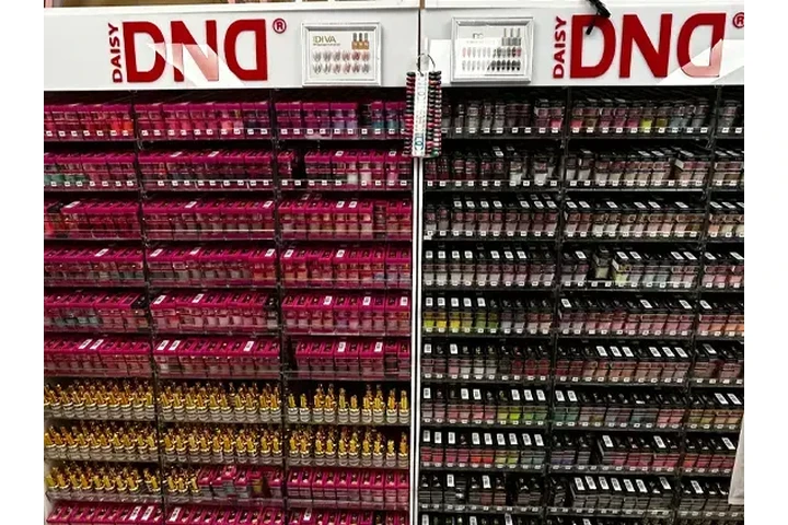 Suministros de uñas de calidad image 6