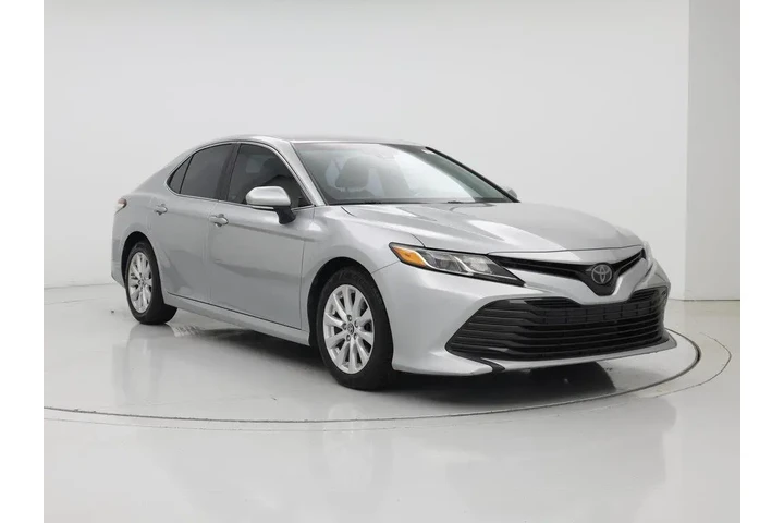 $16998 : Toyota Camry 2018 LE 4dr Sed image 1