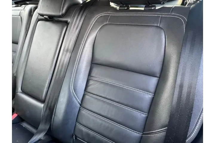 $8739 : Ford Escape 2018 AWD SEL 4dr image 8