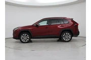 $30998 : Toyota RAV4 2021 AWD XLE Pre thumbnail