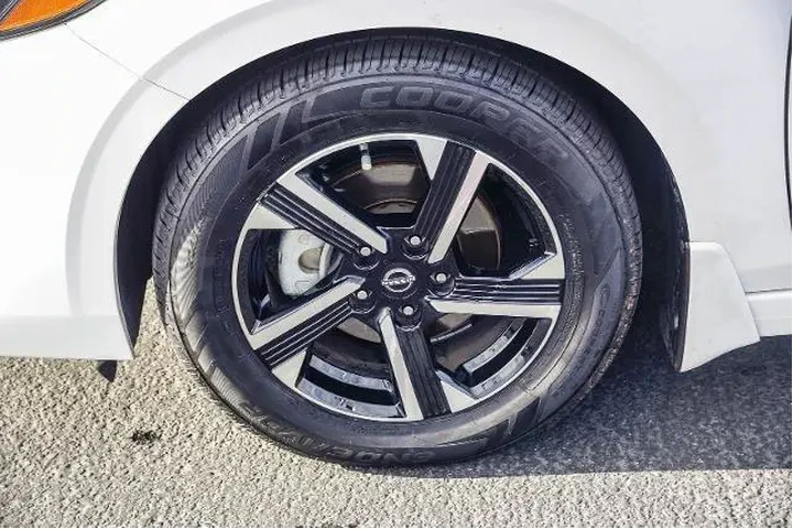 $17995 : Nissan Sentra 2024 SV 4dr Se image 9