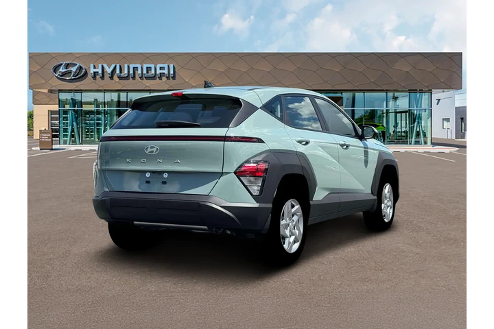 $27530 : Hyundai KONA 2026 SE 4dr SUV image 7