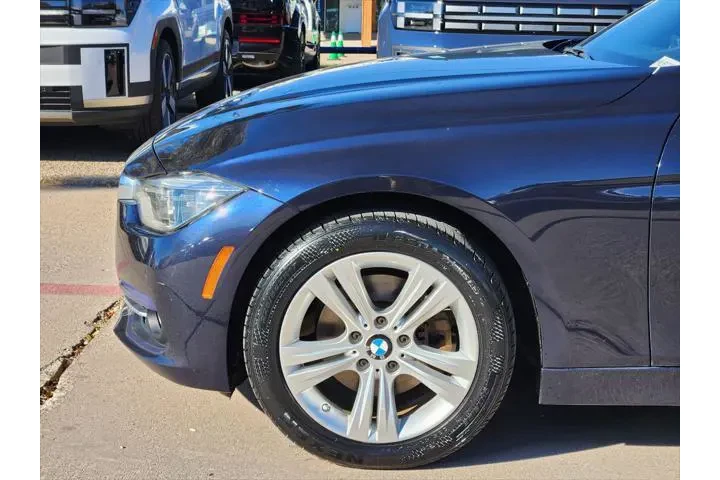 $12800 : BMW 3 Series 2017 AWD 330i x image 8