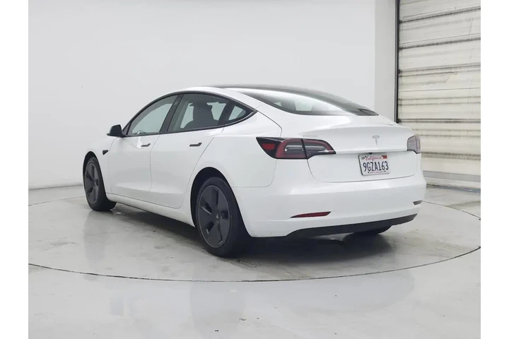 $26998 : Tesla Model 3 2023 4dr Sedan image 2