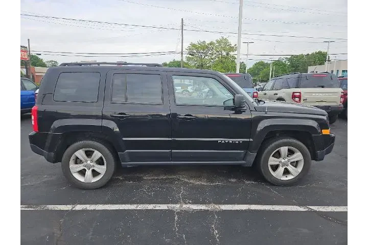 $10323 : Jeep Patriot 2016 4x4 Latitu image 7