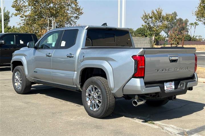 $55058 : New 2024 Tacoma Limited Doubl image 6