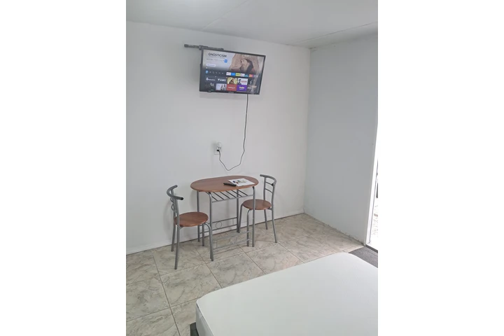 $1000 : EFICENCE $miami gardens image 1