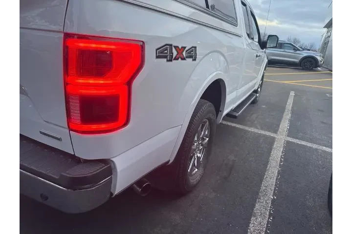 $32937 : Ford F-150 2019 4x4 Lariat 4 image 4